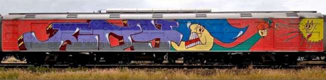 train_graffiti_06